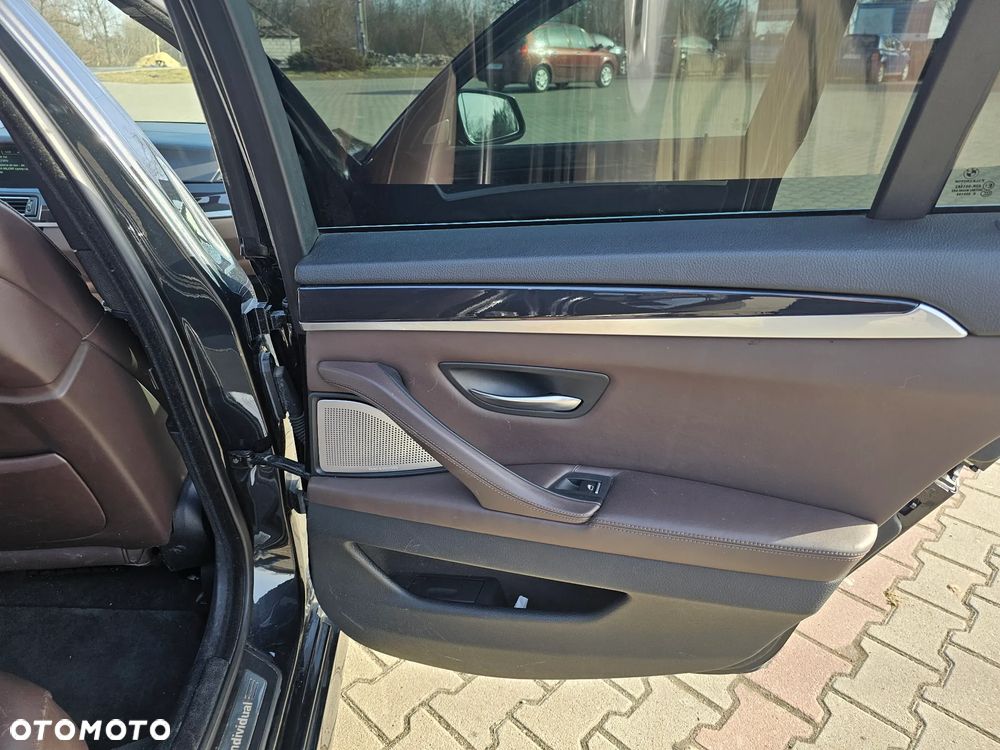 BMW Seria 5 535d - 15