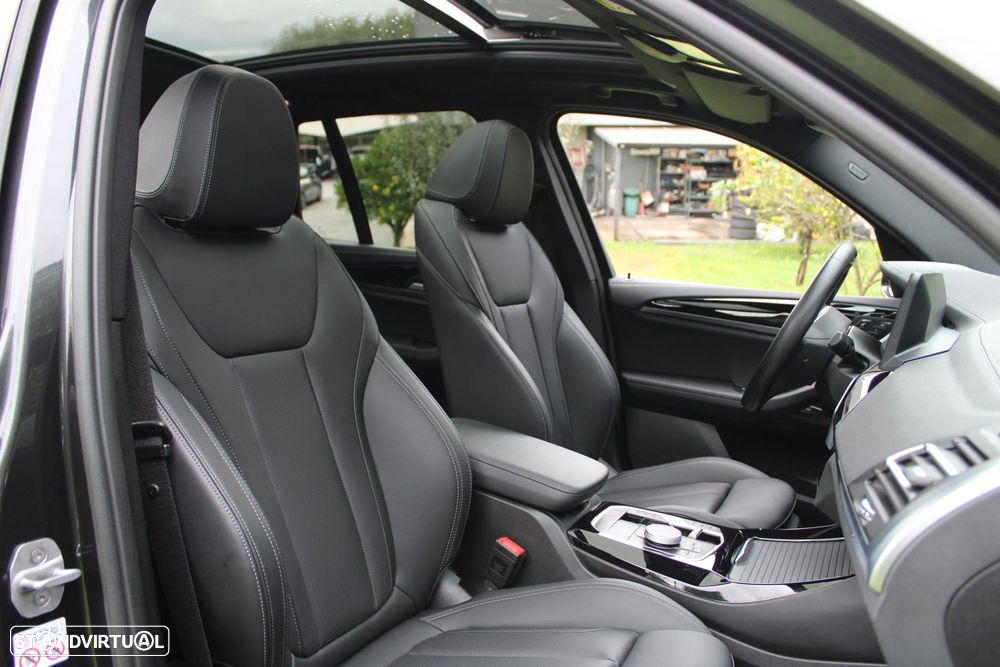 BMW iX3 M Sport Inspiring - 25