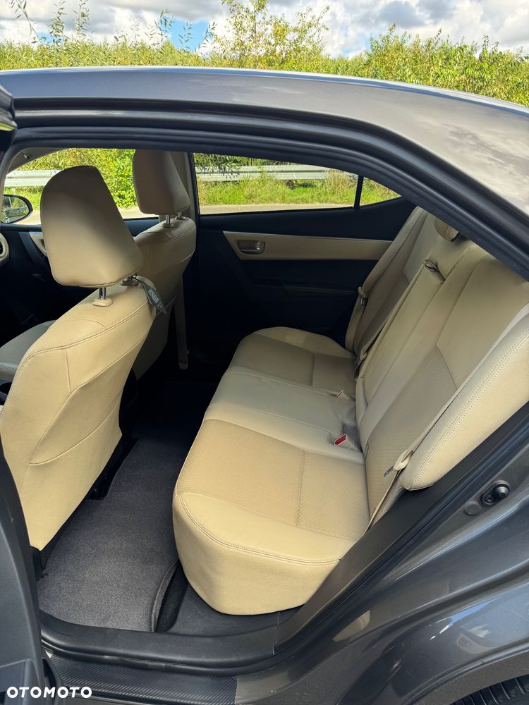 Toyota Corolla 1.6 Prestige MS EU6 - 23