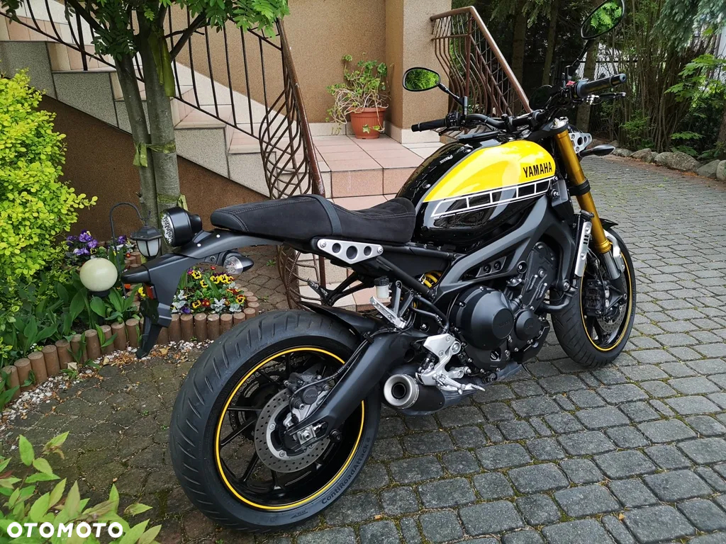 Yamaha XSR - 4