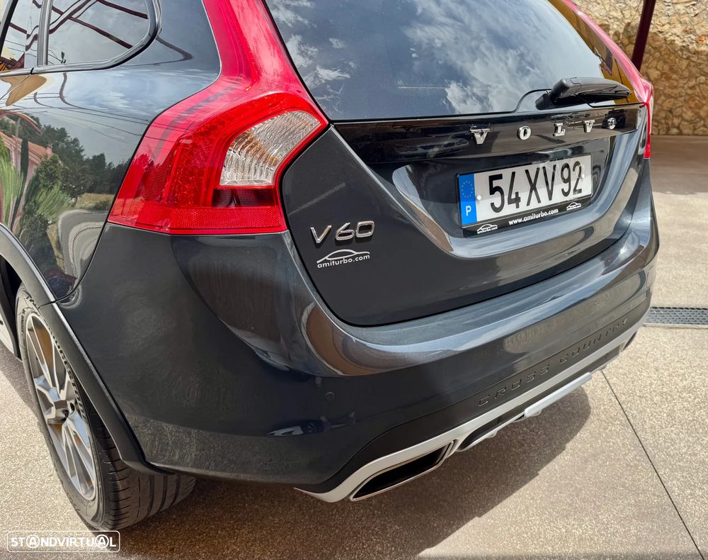 Volvo V60 Cross Country D3 Summum - 6