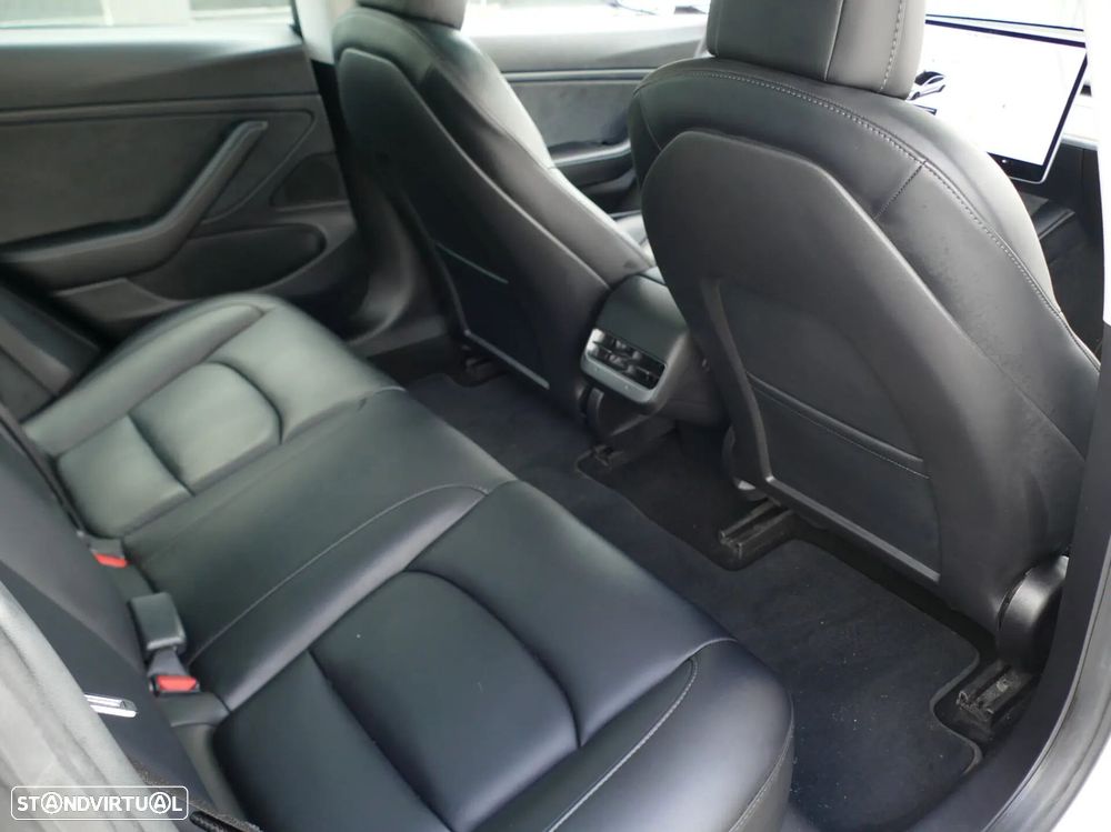 Tesla Model 3 Long Range Tração Integral - 27