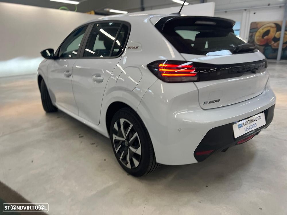 Peugeot e-208 50 kWh Style - 9