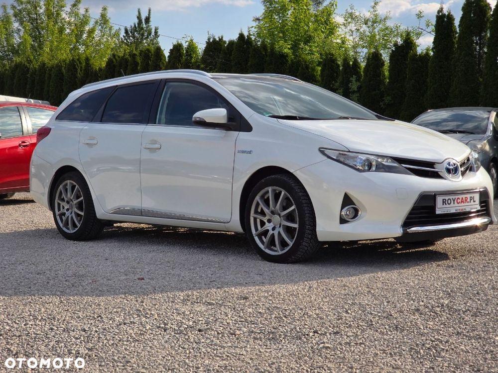 Toyota Auris - 12
