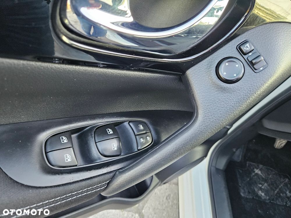 Nissan Qashqai 1.5 dCi Tekna - 14