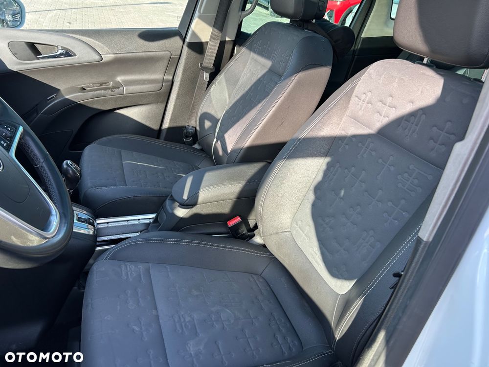 Opel Meriva - 12