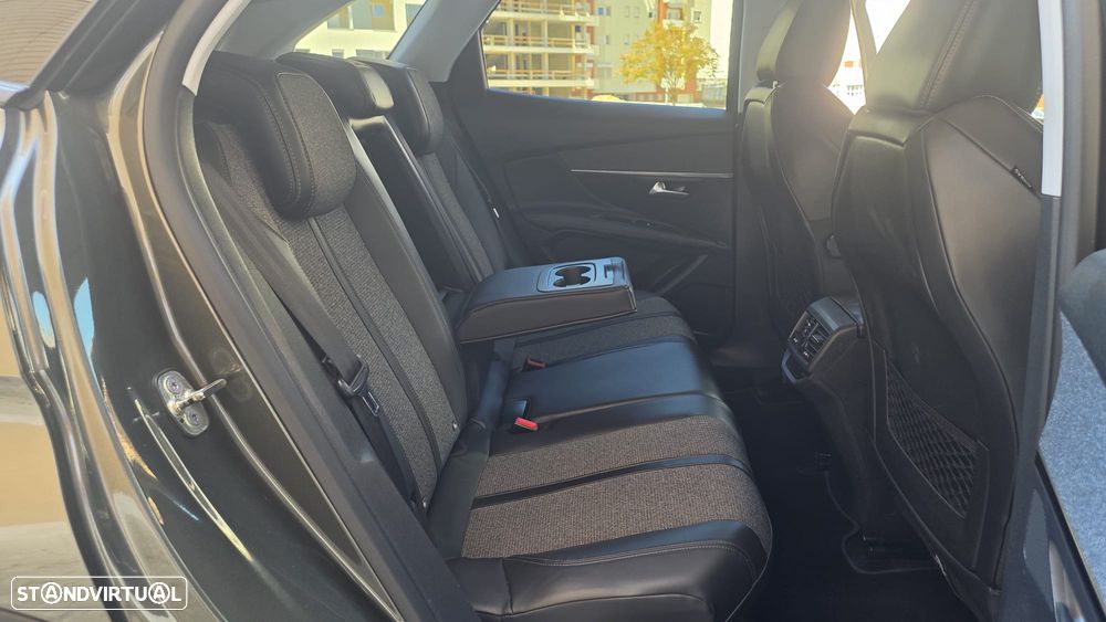 Peugeot 3008 BlueHDi 120 Stop & Start Allure - 25
