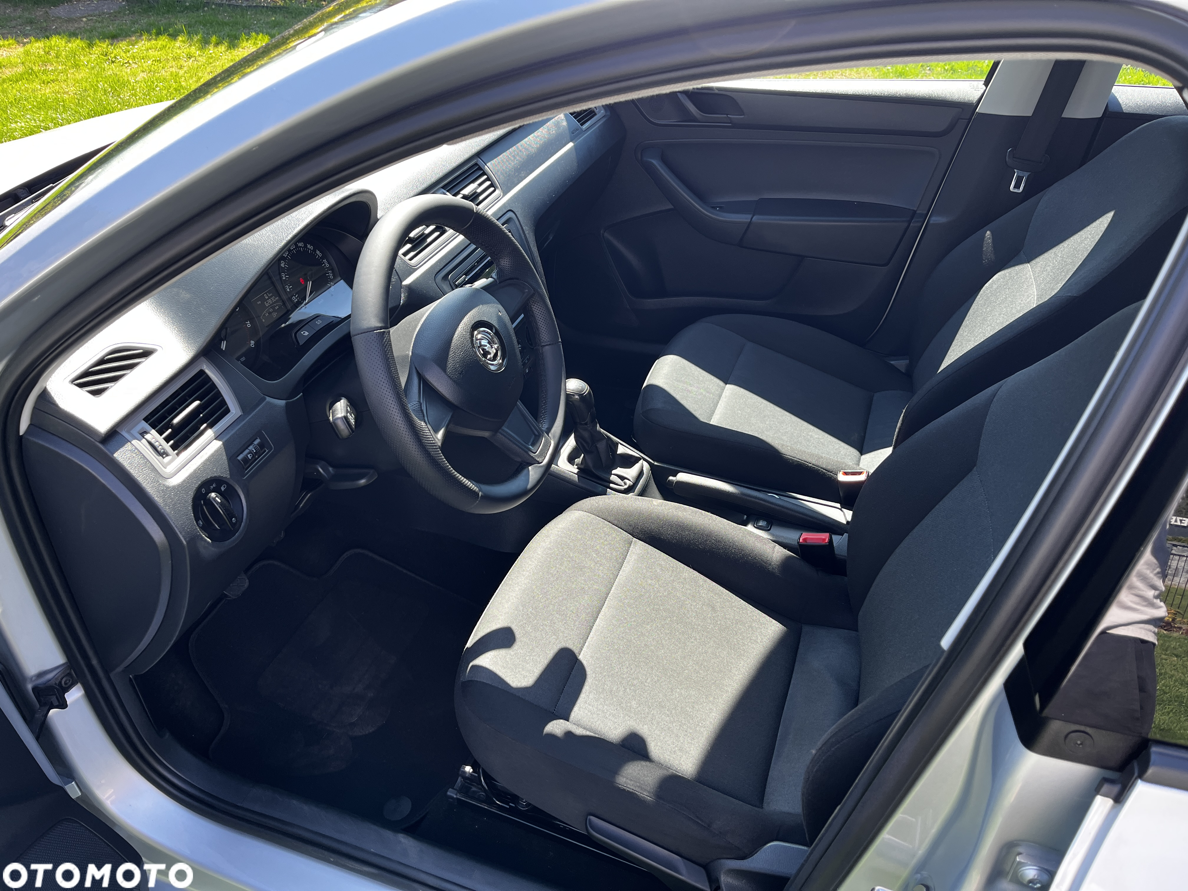 Skoda RAPID 1.2 TSI Edition - 9