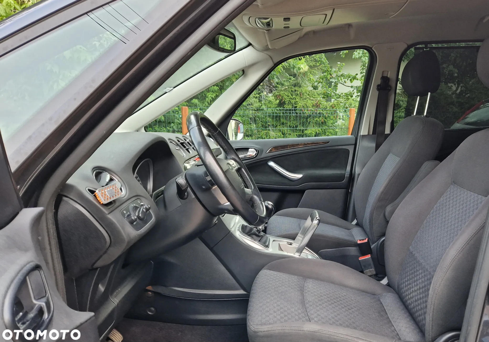 Ford Galaxy 2.0 TDCi Ghia - 26