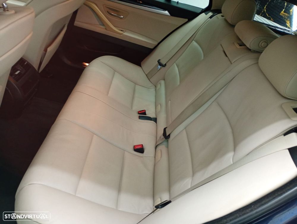 BMW 520 d xDrive Line Luxury Auto - 25