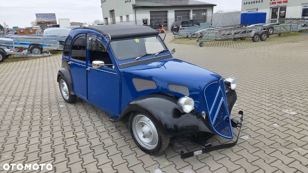Citroën 2 CV - 1