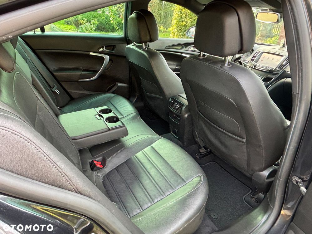 Opel Insignia 2.0 T Cosmo S&S - 30