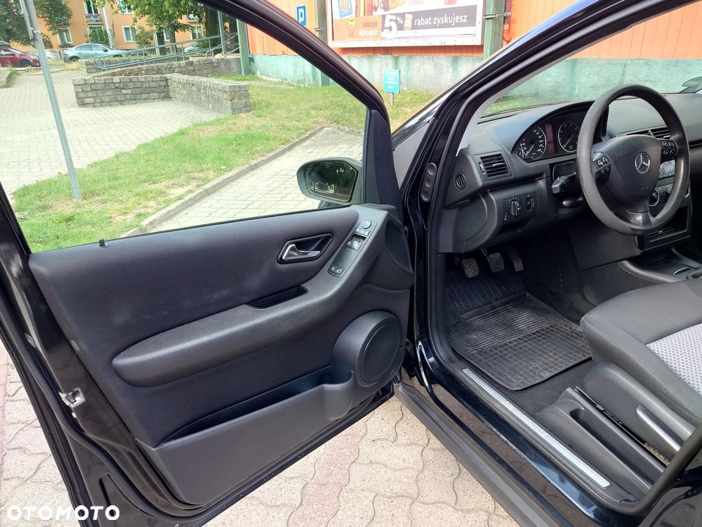 Mercedes-Benz Klasa A 150 - 12
