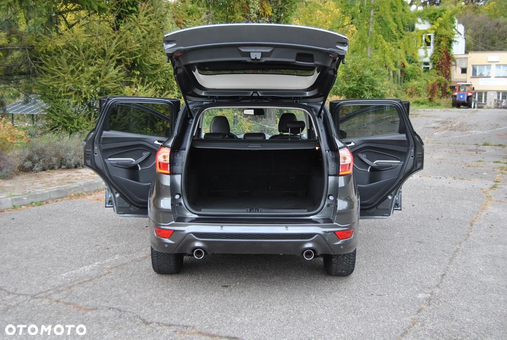 Ford Kuga - 13