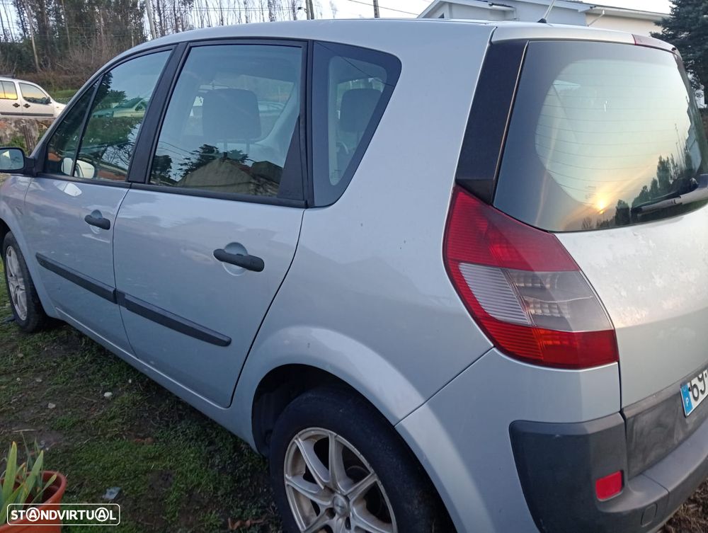 Renault Scénic 1.5 dCi Confort Dynamique - 5