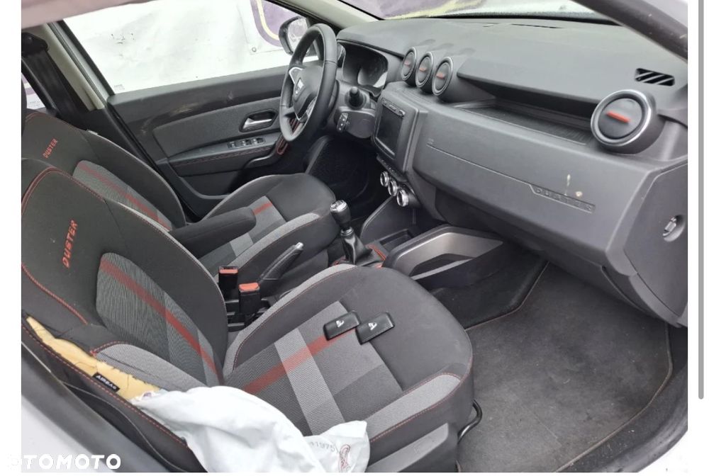 Dacia Duster 1.5 dCi Laureate S&S EU6 - 9