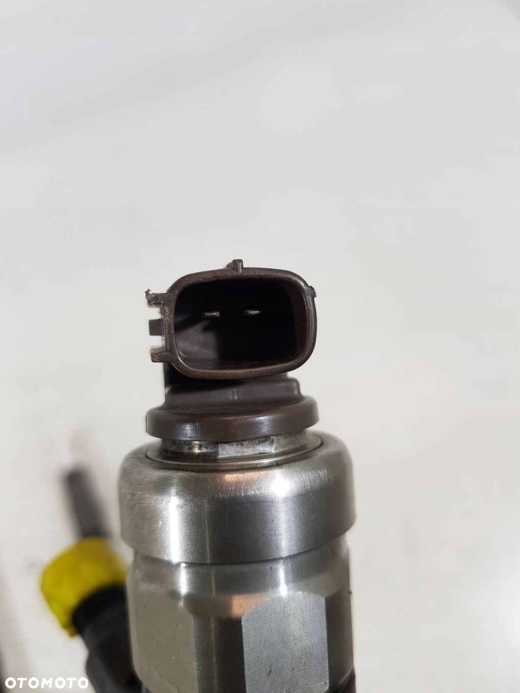 WTRYSKIWACZ 1465A367 MITSUBISHI PAJERO L200 2.5 DID 4D56U - 4