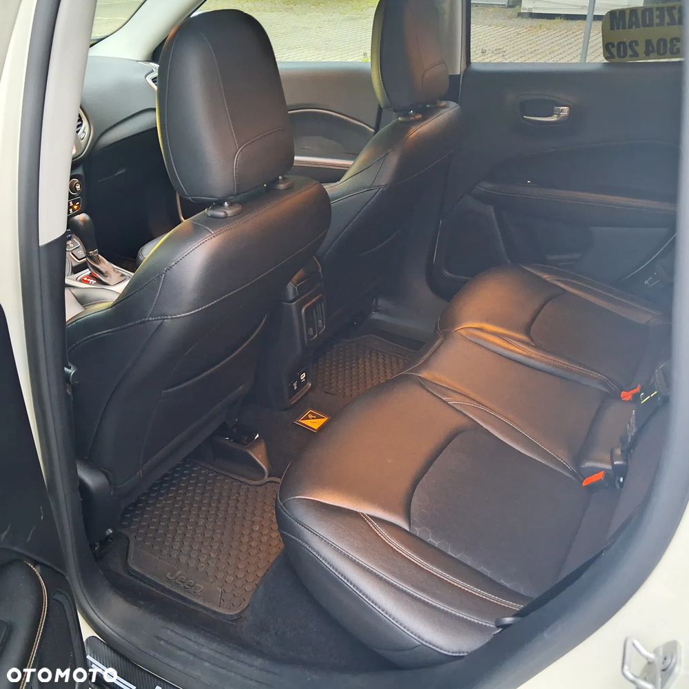 Jeep Compass - 21