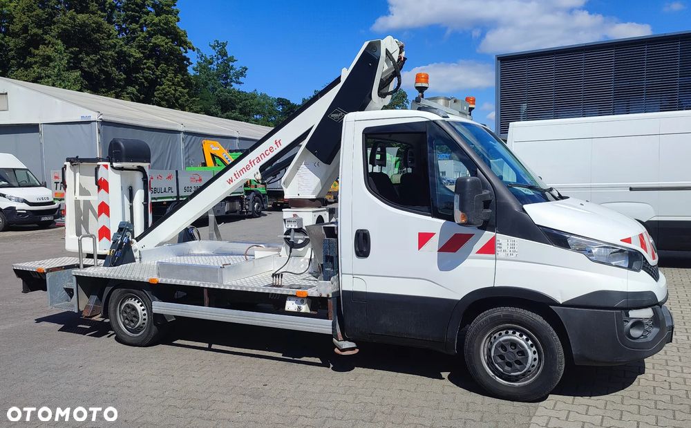 Iveco Daily 35 *zwyżka *kosz *Time France LT130TB zadbany niski przebieg - 17