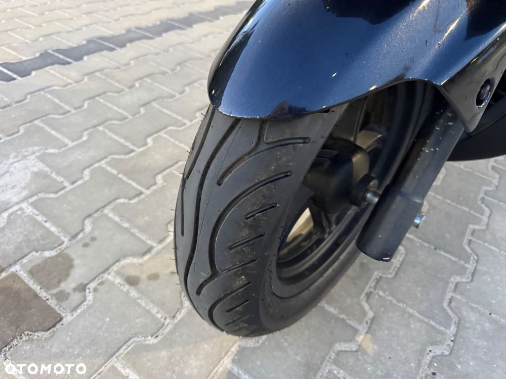 Kymco Downtown - 16