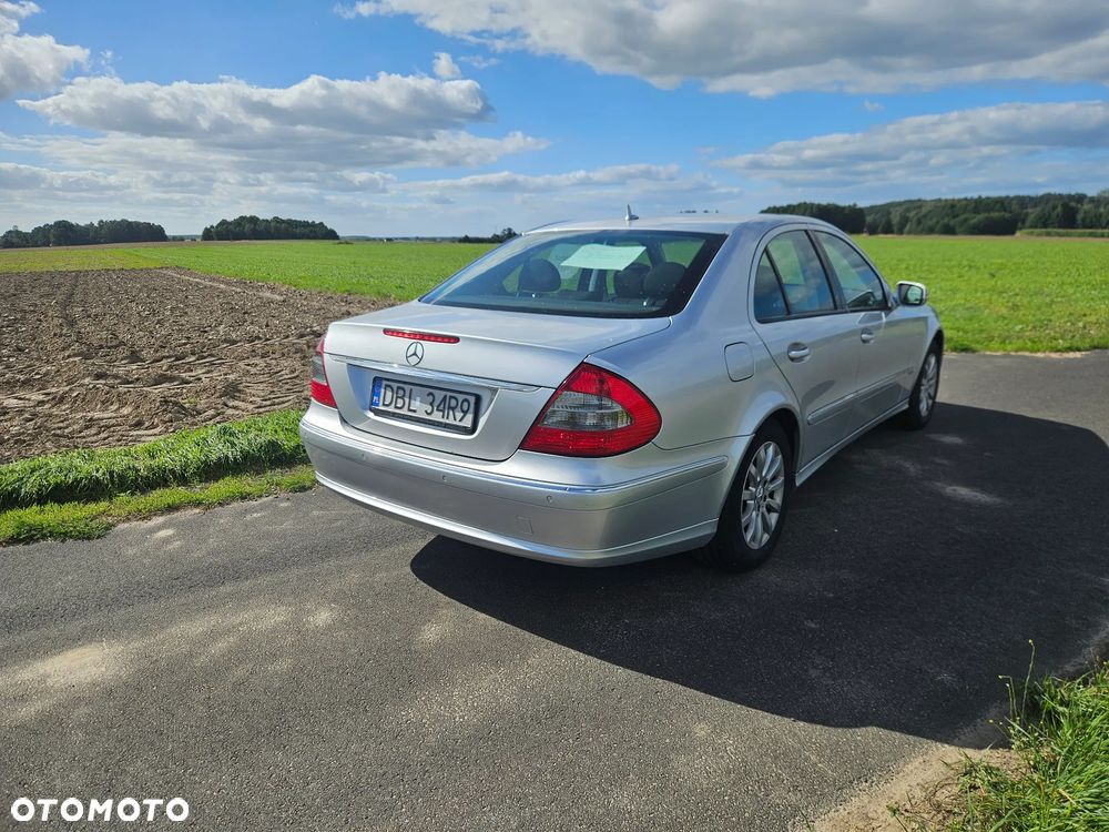 Mercedes-Benz Klasa E - 9