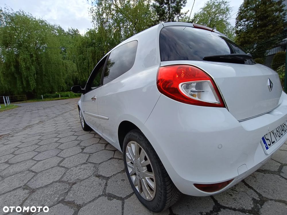 Renault Clio 1.5 dCi Dynamique - 8