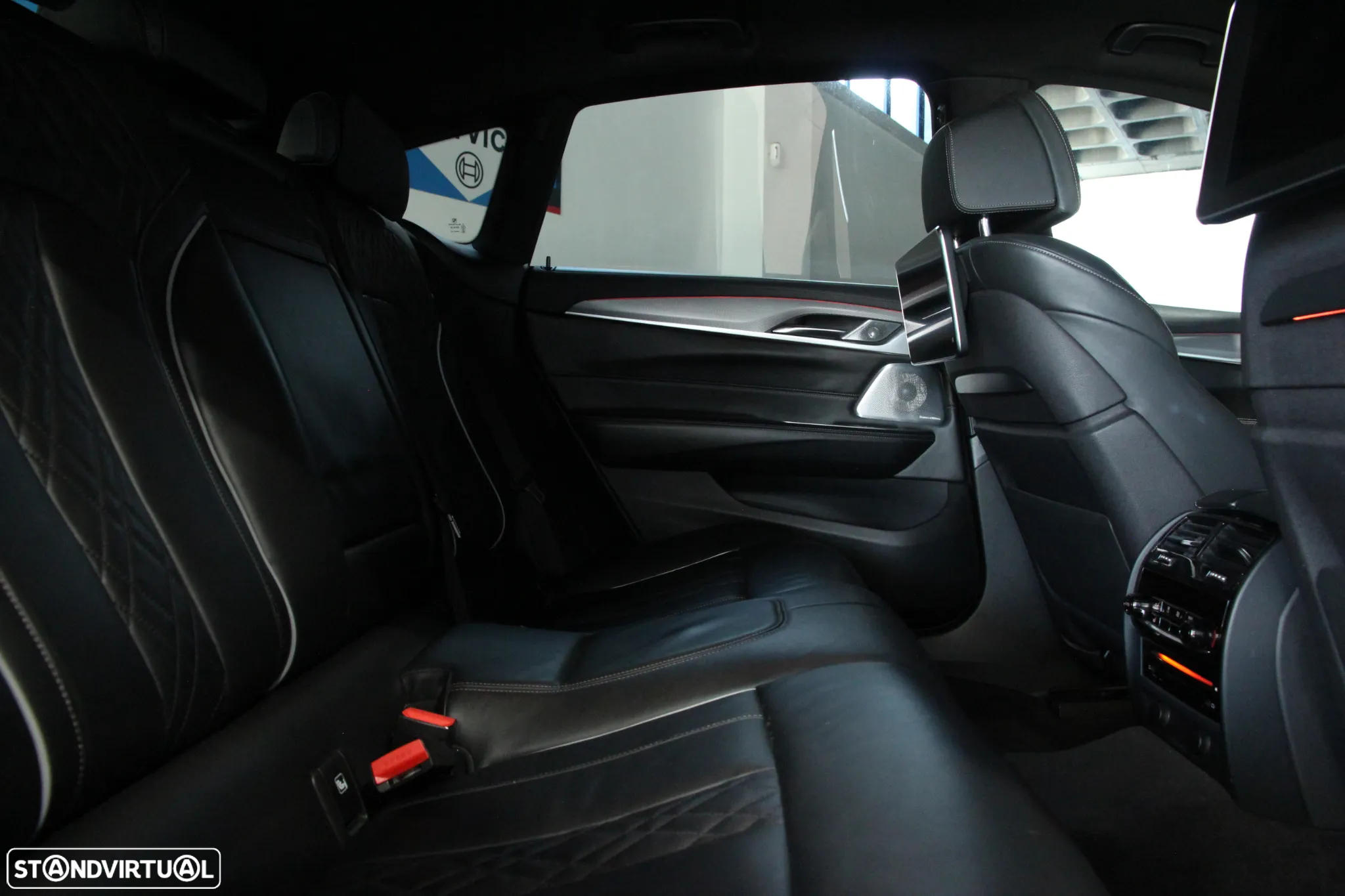 BMW 630 Gran Turismo d Pack M - 30