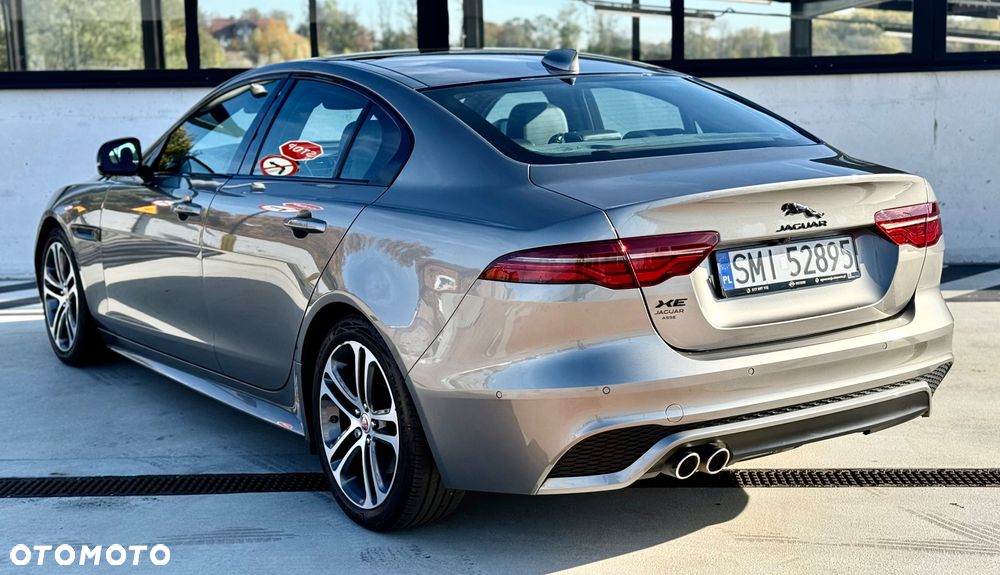 Jaguar XE D200 R-Dynamic HSE - 14