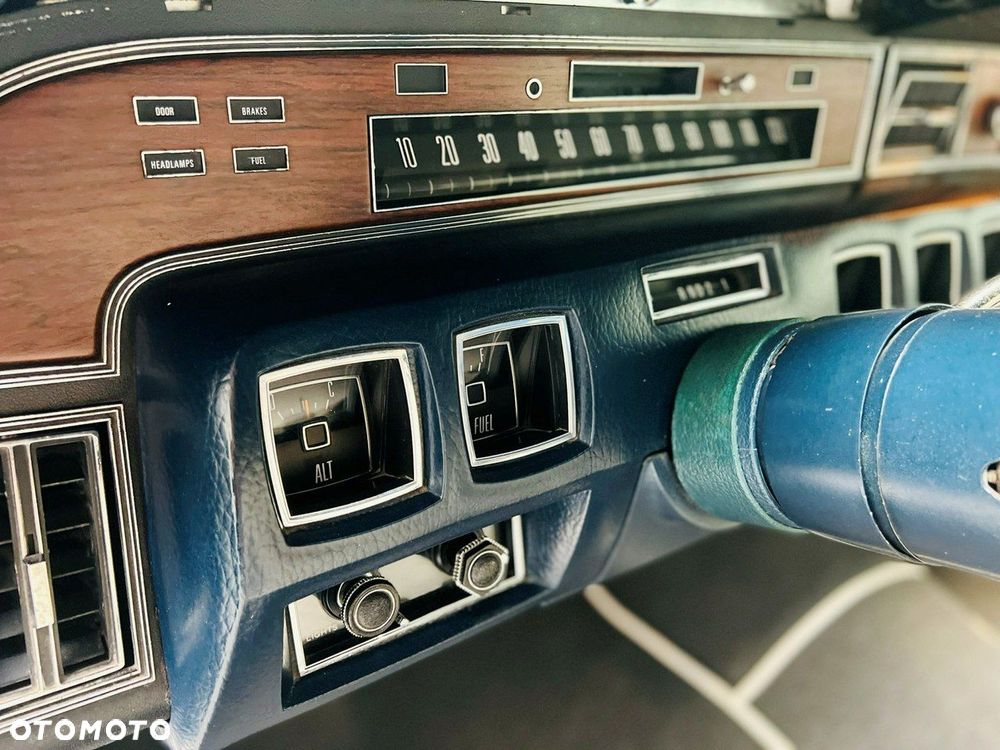 Lincoln Continental - 27