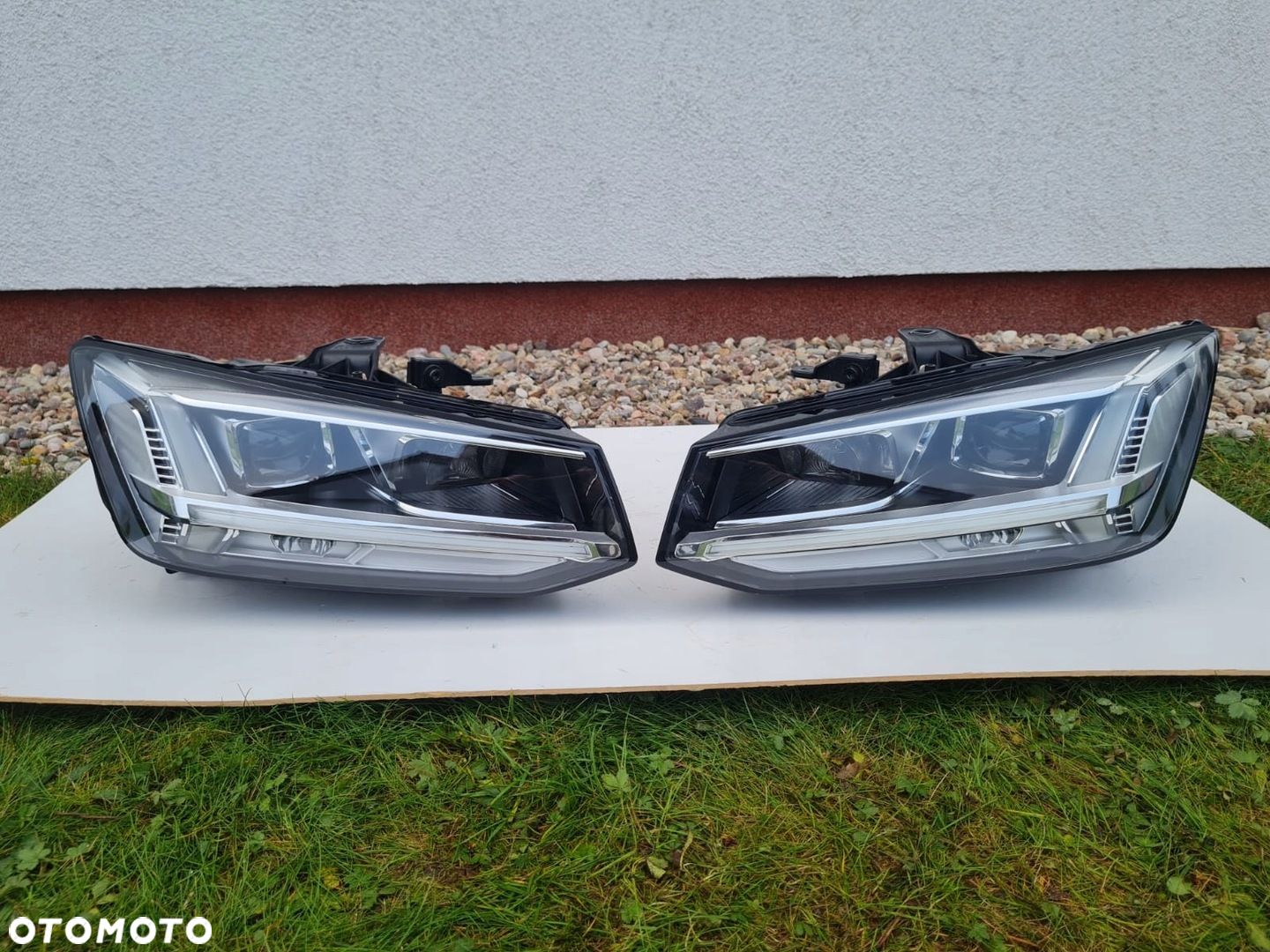 AUDI Q2 SQ2 81A Lampy przód Full Led 81A941033, 81A941034 - 1