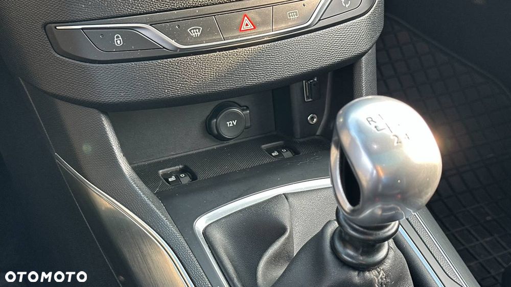 Peugeot 308 2.0 HDi Active - 28
