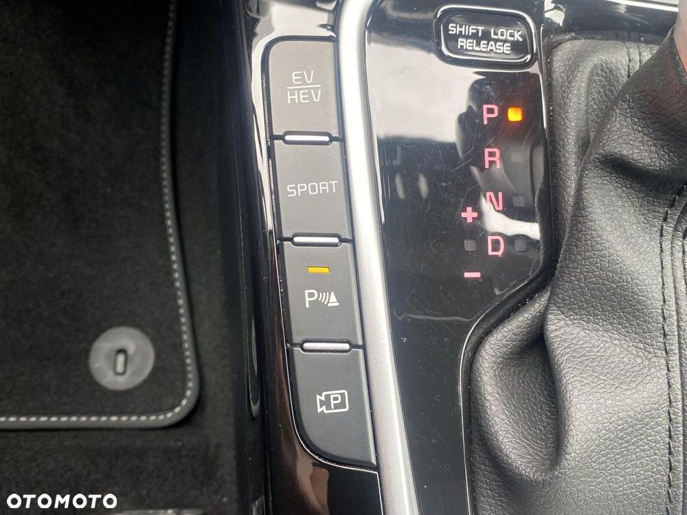 Kia Ceed - 21
