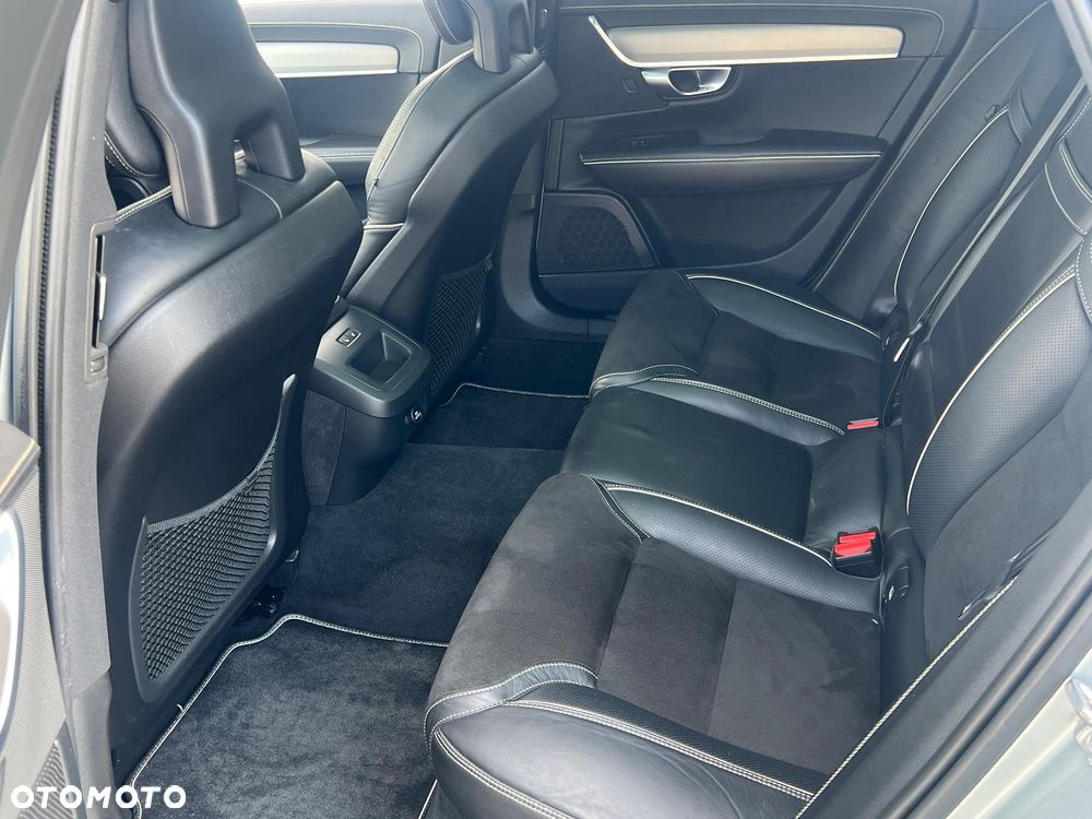 Volvo V90 D5 AWD Geartronic R Design - 4