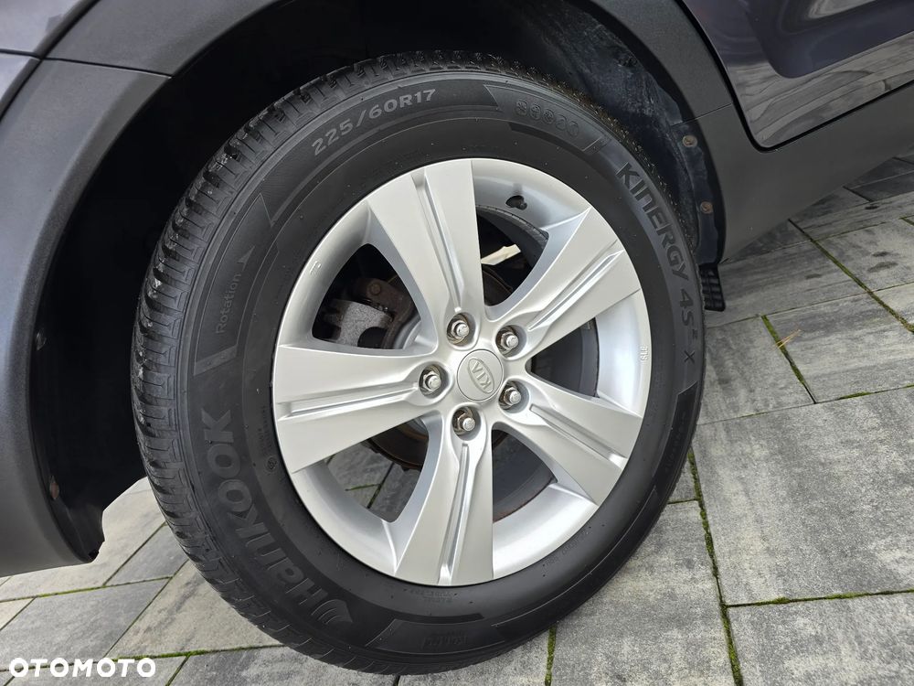 Kia Sportage 2.0 L - 22