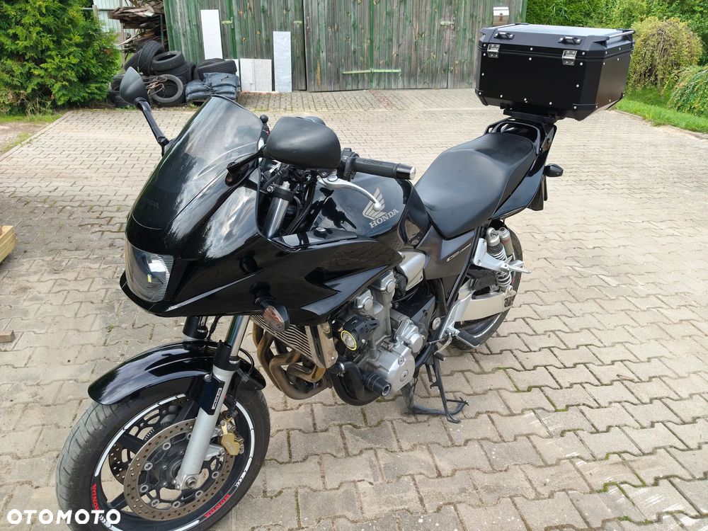 Honda CB - 4