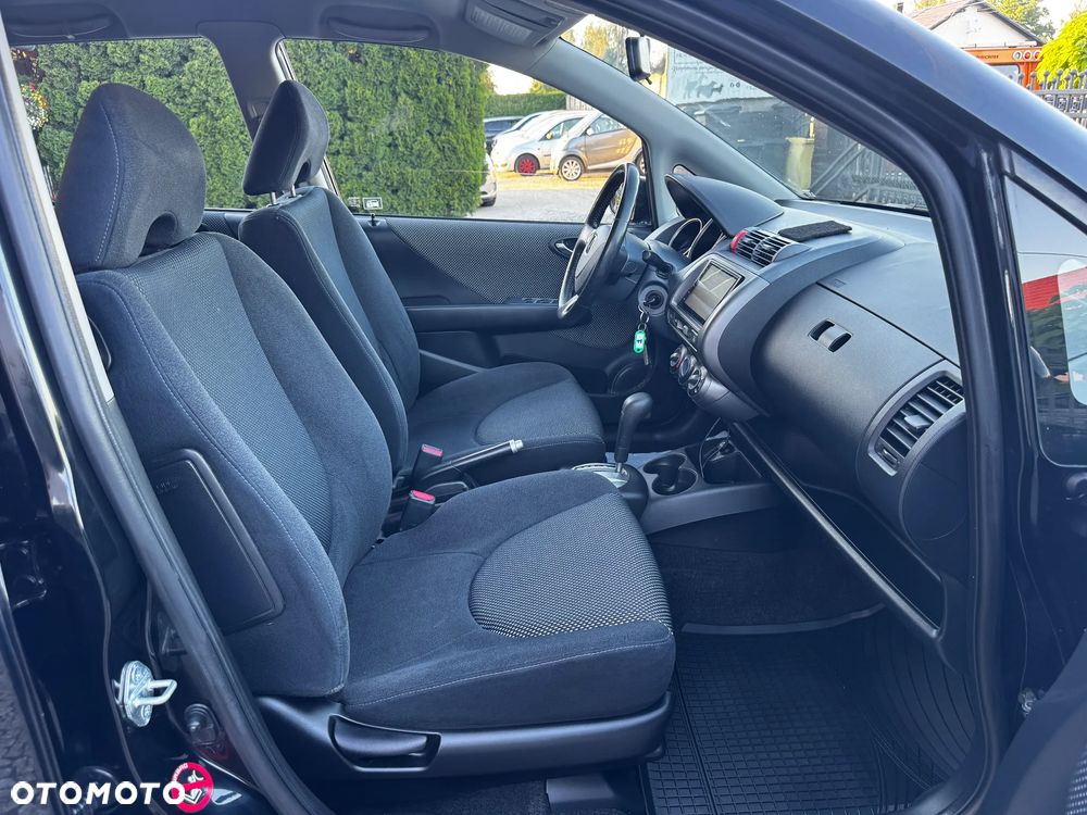 Honda Jazz 1.4 CVT ES Sport - 27