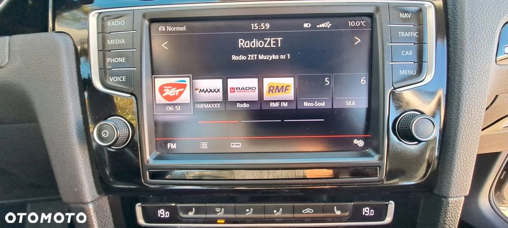 Volkswagen Golf 2.0 TDI BlueMotion Technology Highline - 18