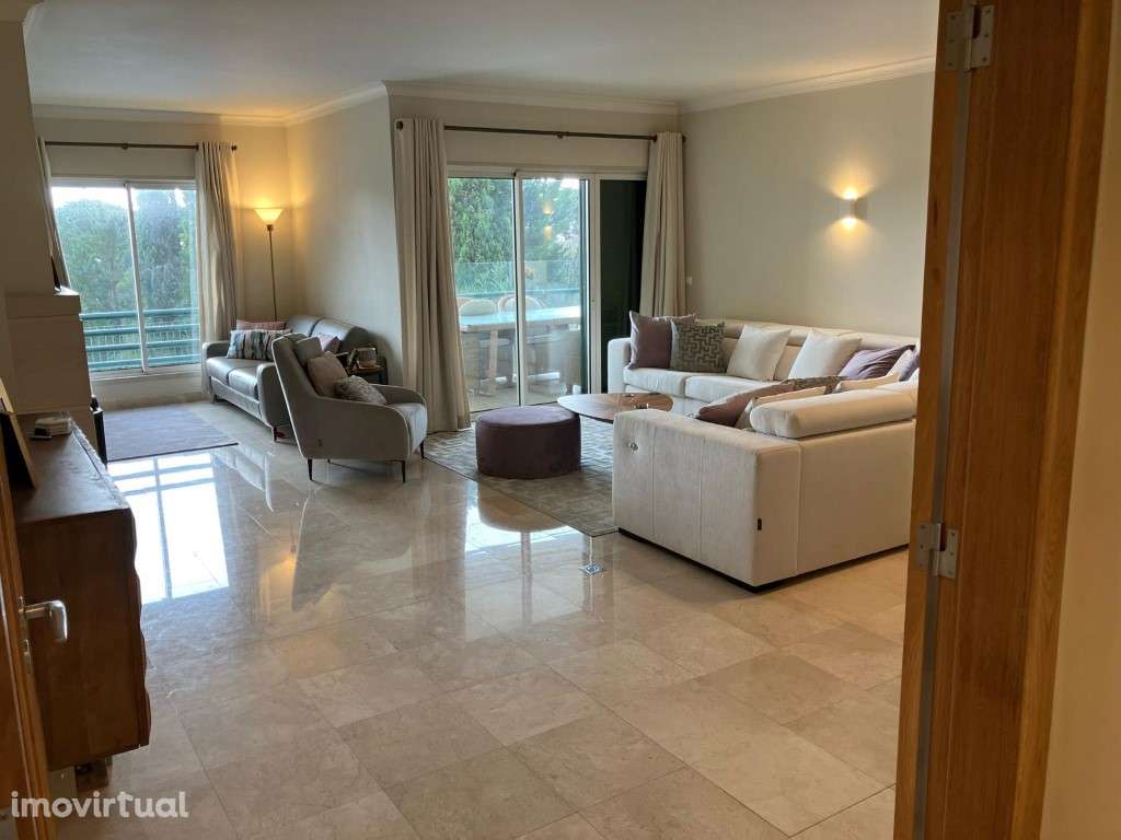 Magnifico T3 Condomínio Fechado. Piscina. Estoril. Casino - Grande imagem: 3/32