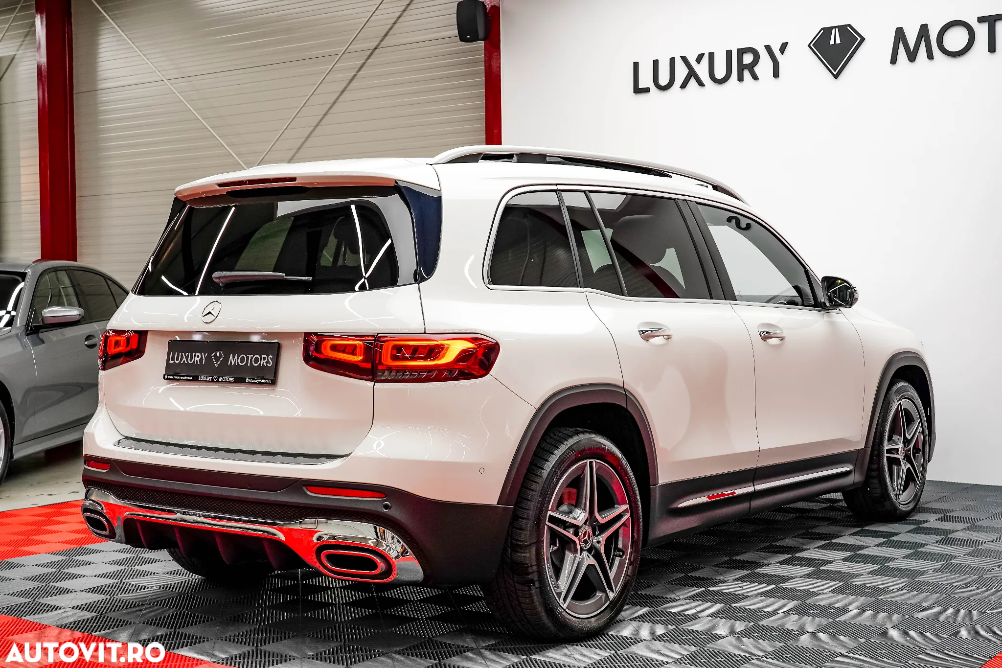 Mercedes-Benz GLB 220 d 4Matic 8G-DCT AMG Line Advanced Plus - 17