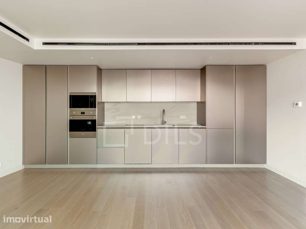 Apartamento T2 no condomínio NAU, na Avenida da Liberdade - Grande imagem: 5/20