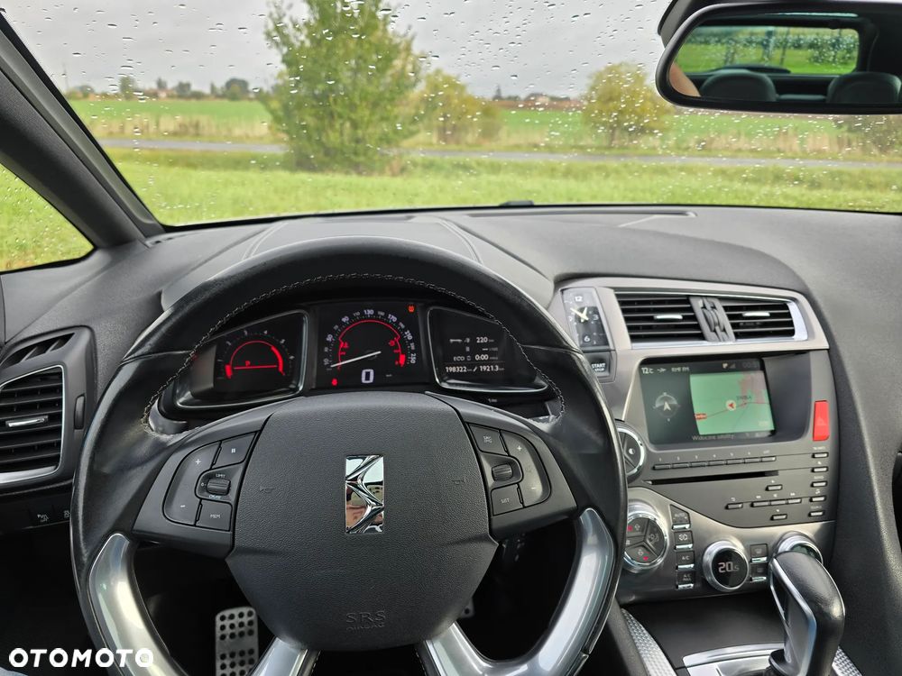 Citroën DS5 BlueHDi 180 SoChic - 11