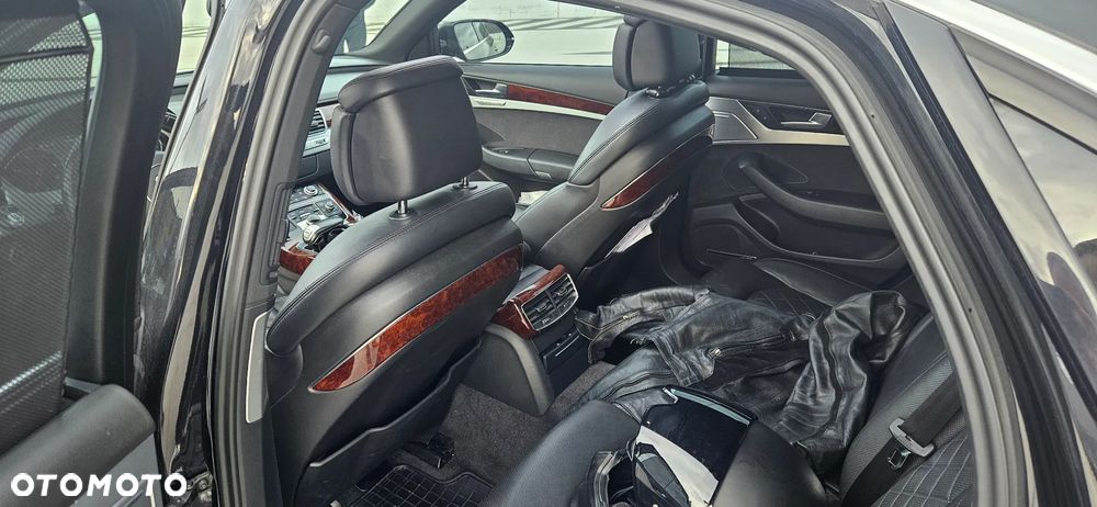 Audi A8 - 9