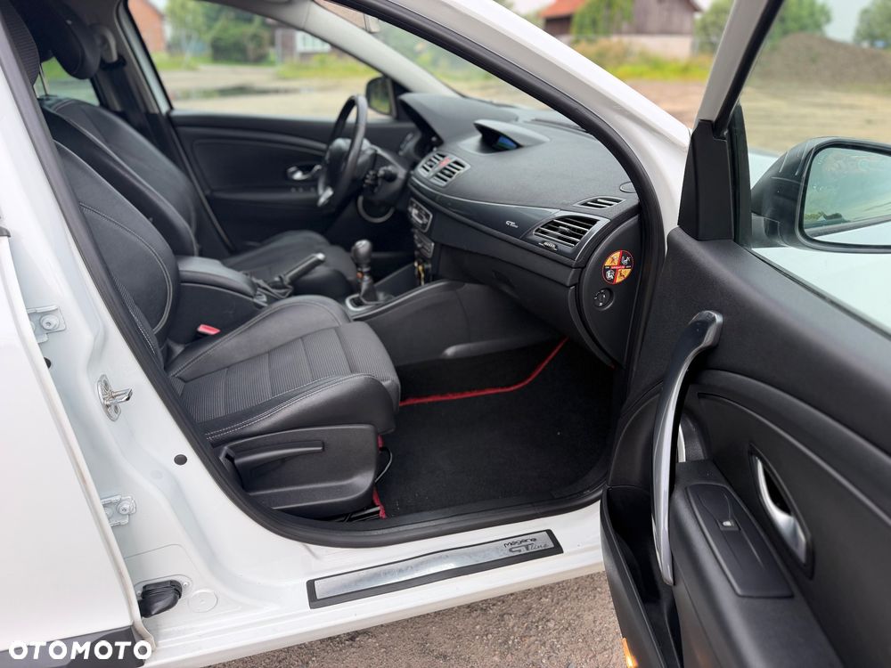 Renault Megane TCe 130 Luxe - 34