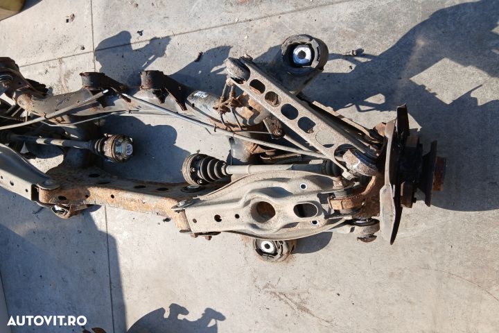 Punte spate BMW Seria 3 E90 [facelift] [2008 - 2013] Sedan 320d AT (1 - 3