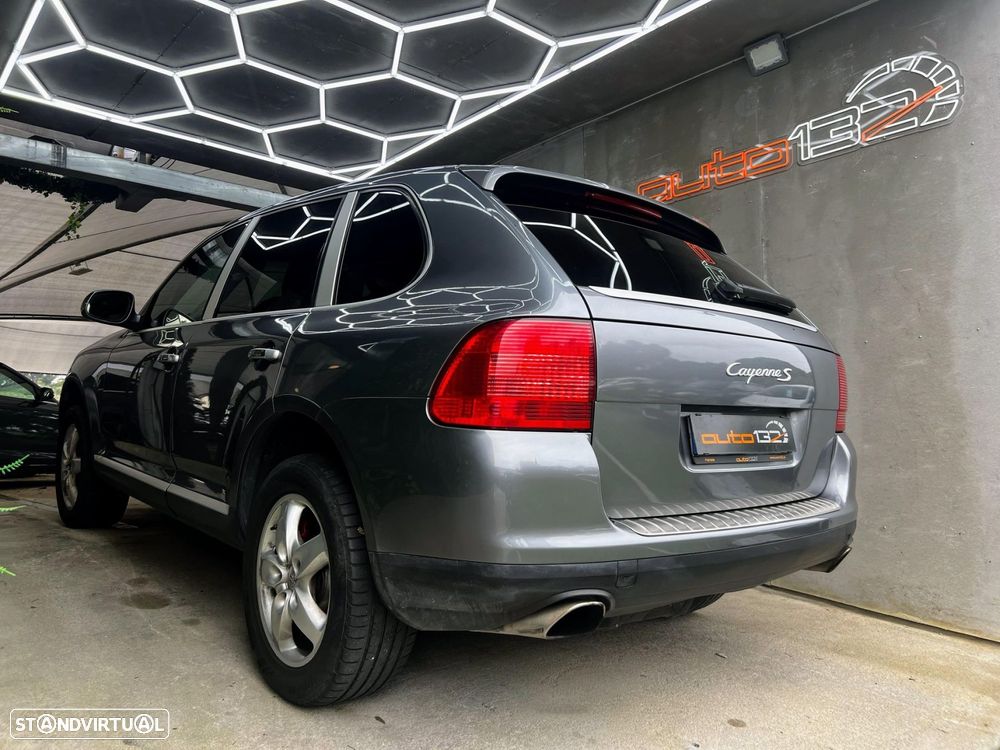 Porsche Cayenne S Tiptronic - 4