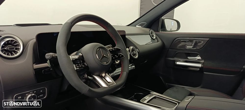 Mercedes-Benz GLA 35 AMG 4Matic - 21