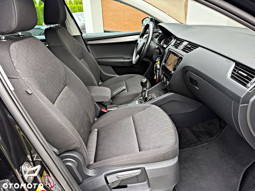 Skoda Octavia 1.6 TDI SCR Clever - 20