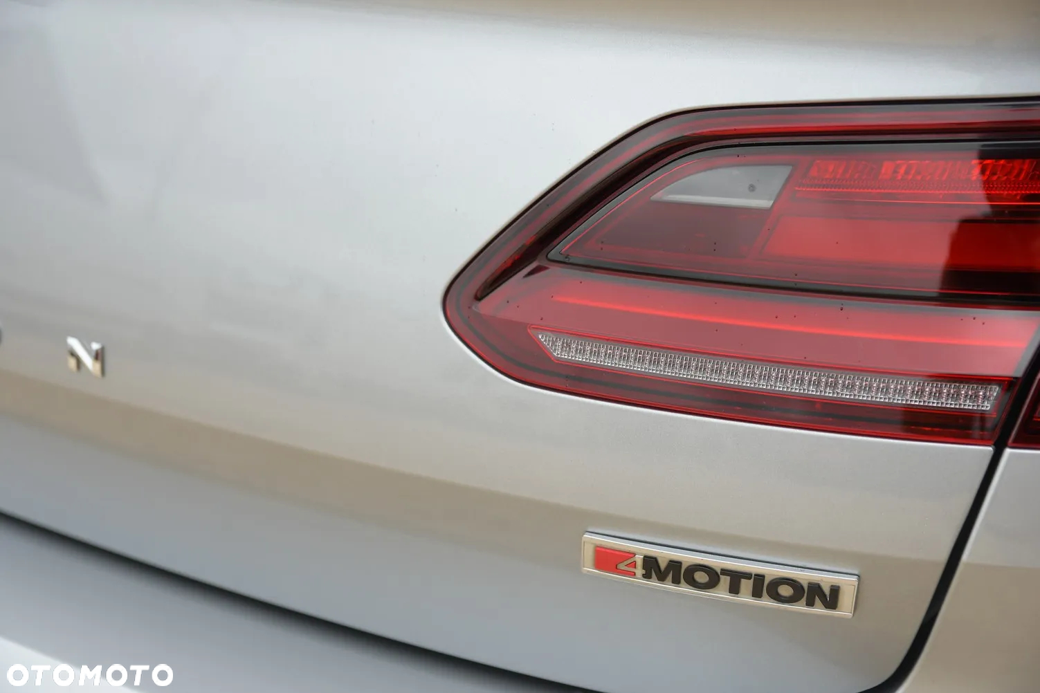 Volkswagen Arteon 2.0 TSI 4Motion R-Line DSG - 17