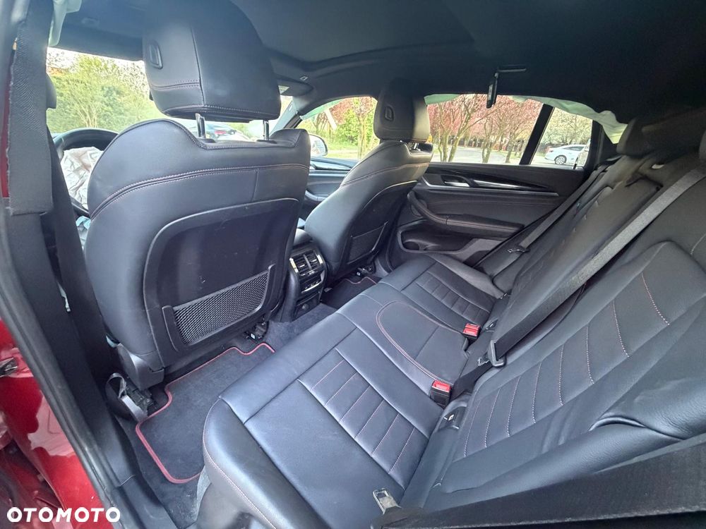 BMW X4 - 10
