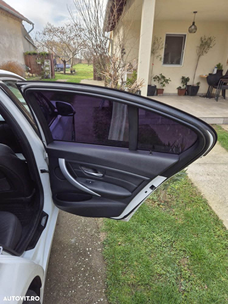 BMW Seria 3 318d - 11